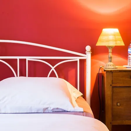 L'etape Des Marcs D'or Bed & Breakfast 3*