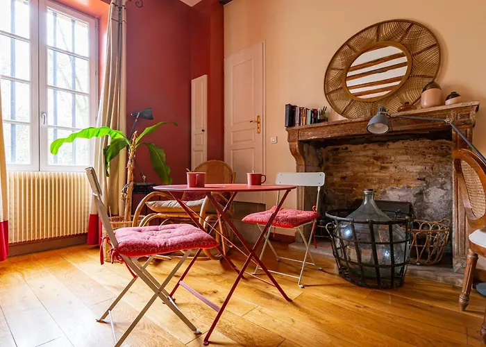 L'etape Des Marcs D'or Bed & Breakfast 3*